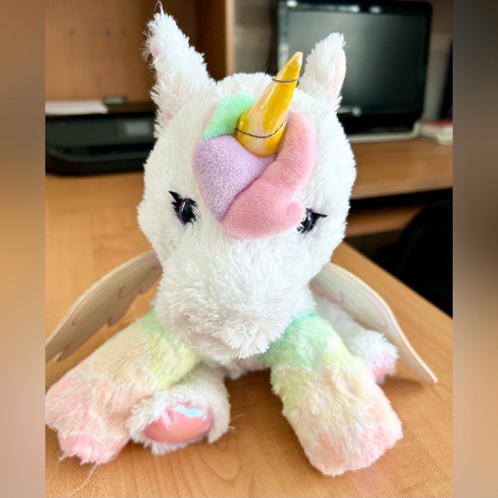 Barbie Dreamtopia Unicorn Pet Doctor plush toy sounds/lights Easter gift